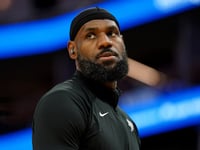 LeBron James says he's 'getting off social media for the time being'