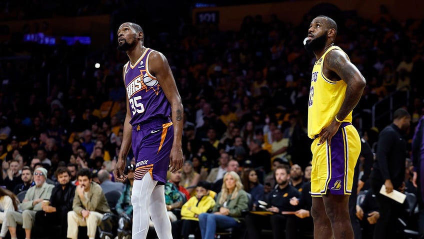 lebron james says lakers decision to reverse minutes restriction for game against suns game an easy call