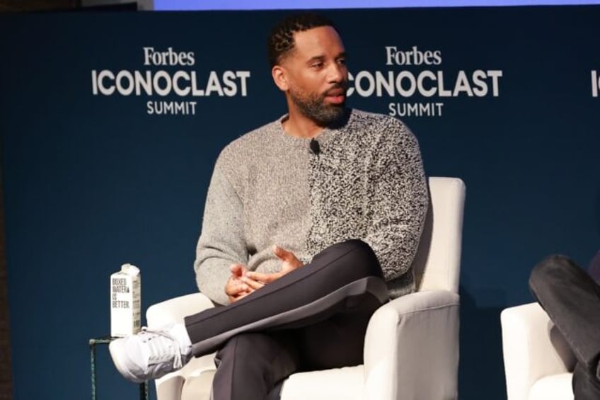 lebron manager maverick carter used illegal bookmaker report