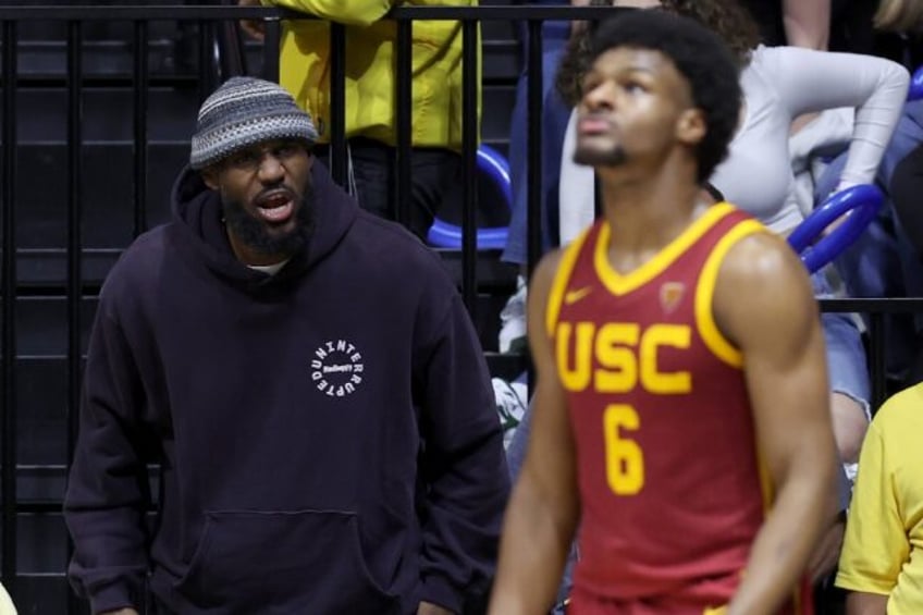 Los Angeles Lakers star LeBron James, left, will opt out of his NBA contract with the Los