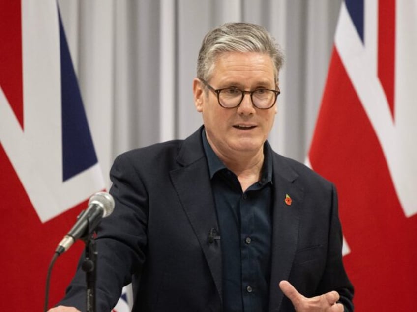 26/10/2024. Apia, Samoa. Prime Minister Keir Starmer gives a press conference after attend