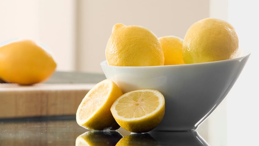 lemon water has its health benefits but should you drink it daily experts weigh in