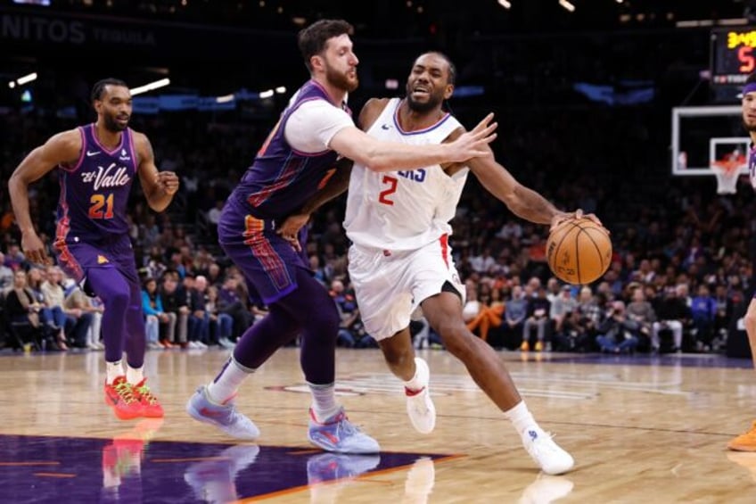 Kawhi Leonard #2 of the Los Angeles Clippers has signed a contract extension with the team.