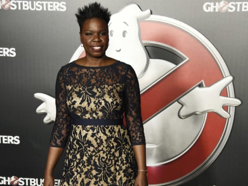 leslie jones back on twitter just 48 hours after quitting in tears
