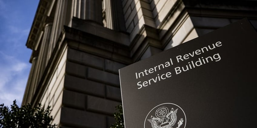 liberal groups supporting irs push to build government run tax filing system