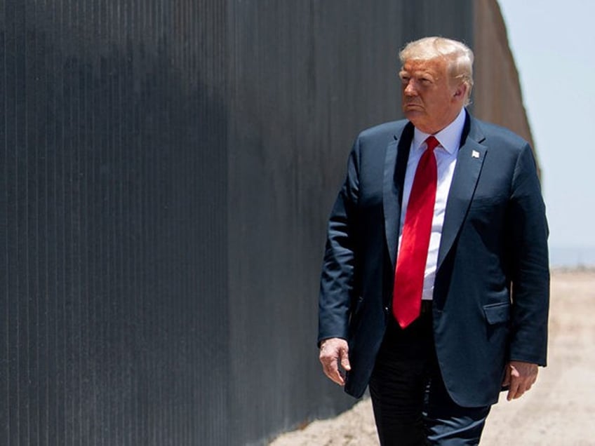 US President Donald Trump participates in a ceremony commemorating the 200th mile of borde