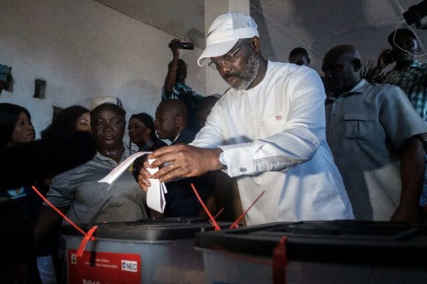 liberia heads for presidential run off vote