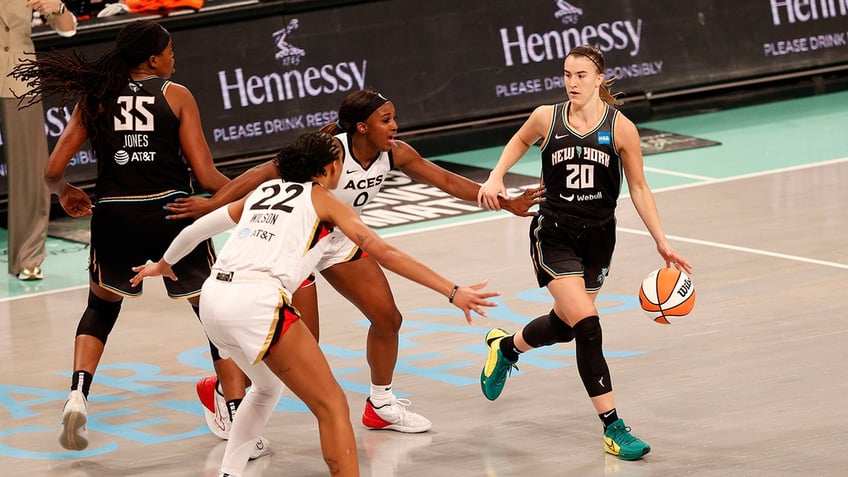 liberty guard sabrina ionescu throws up courtside during wnba finals loss