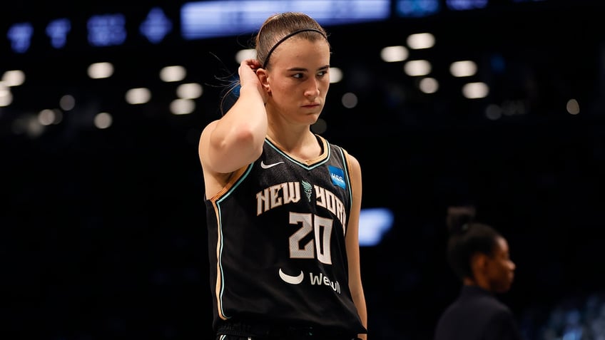 liberty guard sabrina ionescu throws up courtside during wnba finals loss