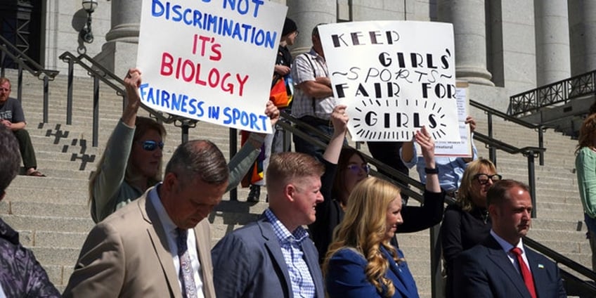 librarian shuts down event after speaker refers to transgender athletes playing in womens sports as male