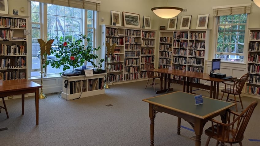 Blue Hill Public Library shelves