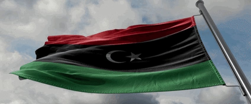 libyas oil production restarts as political standoff ends