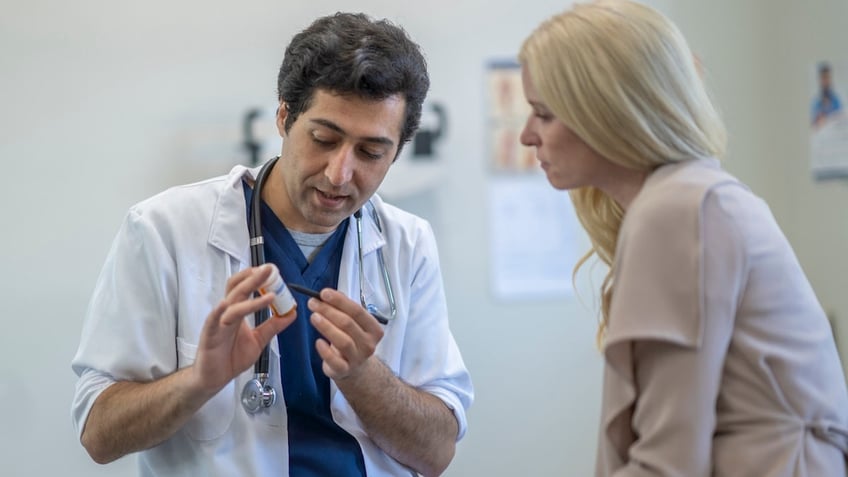 Woman at cardiologist