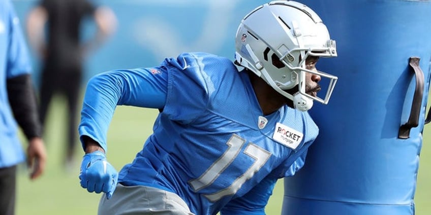 lions waive injured denzel mims a month after trade with jets ending hopes of nfl career revitalization