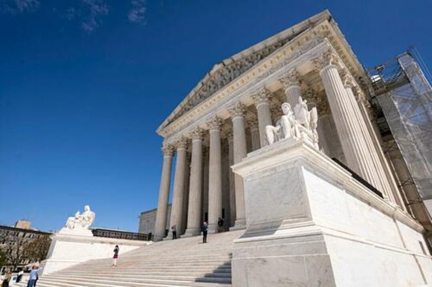 listen live supreme court hears trumps presidential immunity appeal