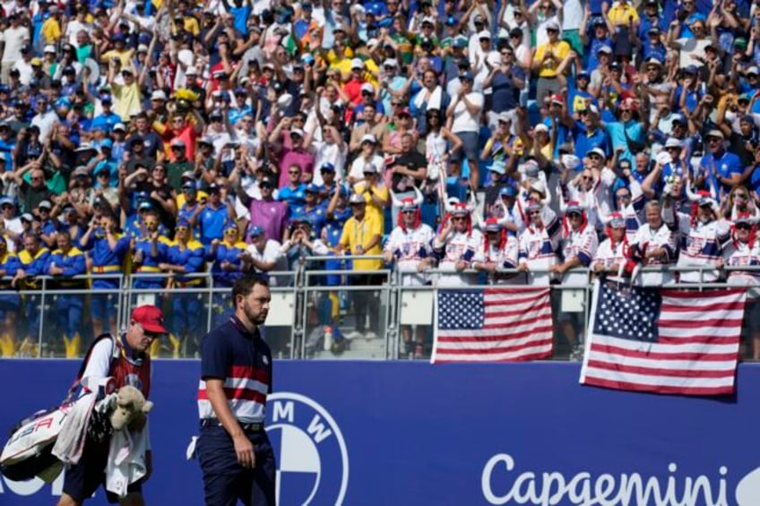 live updates cantlay responds to more fan ribbing by going 1 up over rose at ryder cup