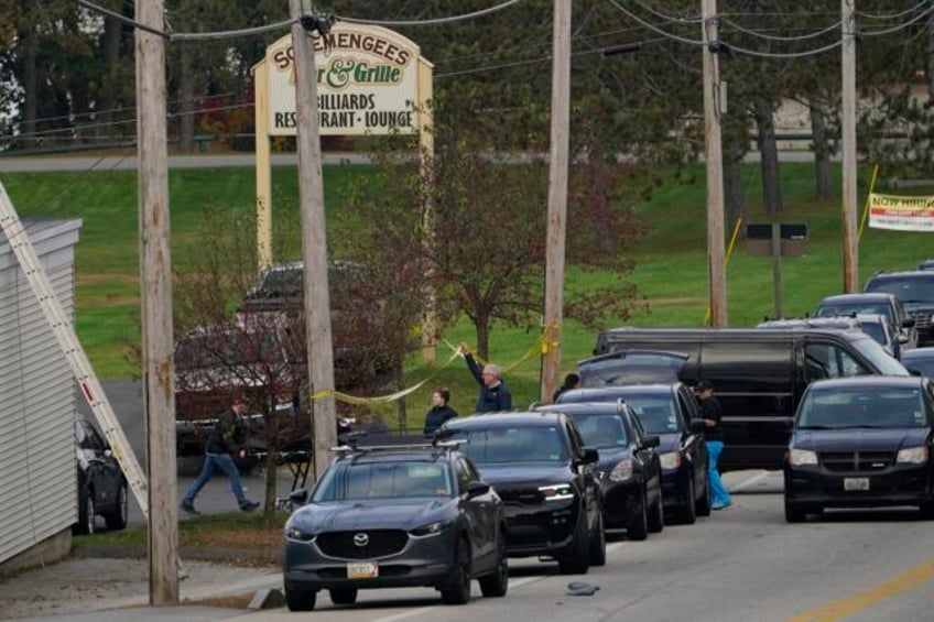 live updates lewiston schools to close as police search for mass shooting suspect