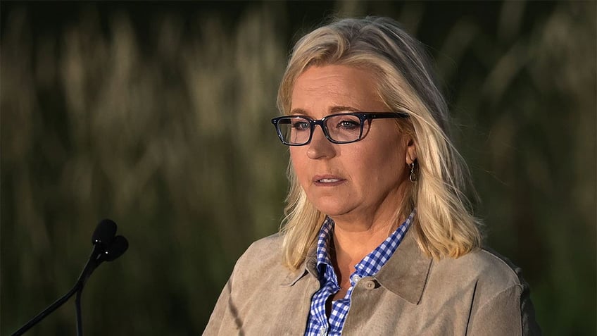 liz cheney still hasnt ruled out a 2024 presidential run