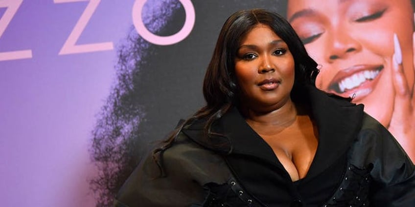 lizzo facing new allegations from at least six more accusers amid harassment lawsuit attorney