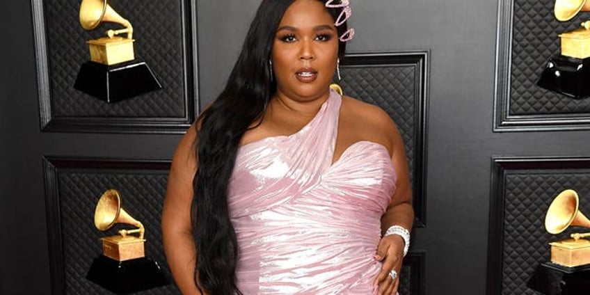 lizzo facing new allegations from at least six more accusers amid harassment lawsuit attorney