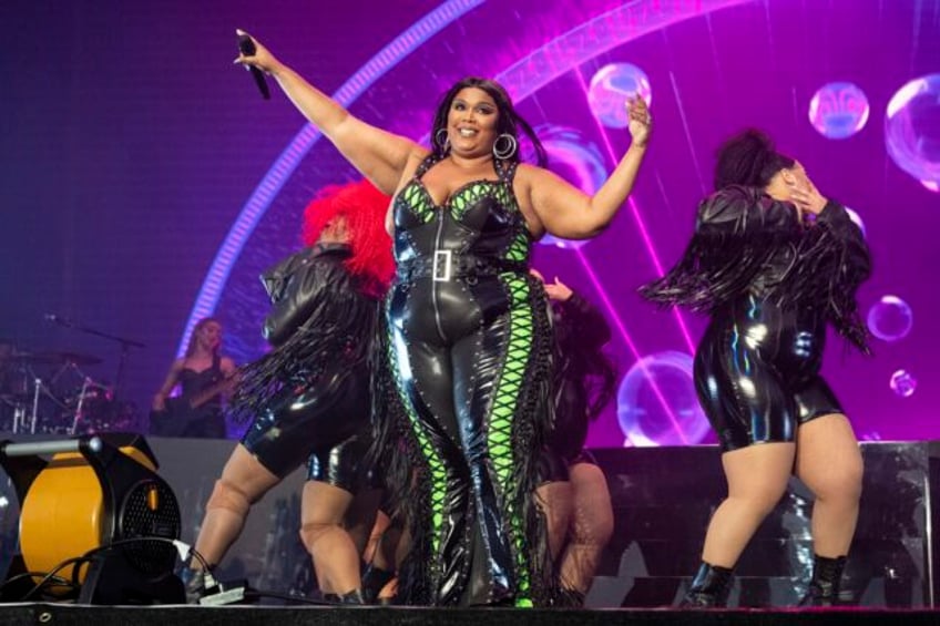 lizzo says shes not the villain after her former dancers claim sex harassment