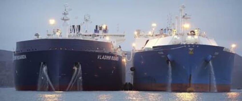 lng trading made the difference for oil supermajors in q3