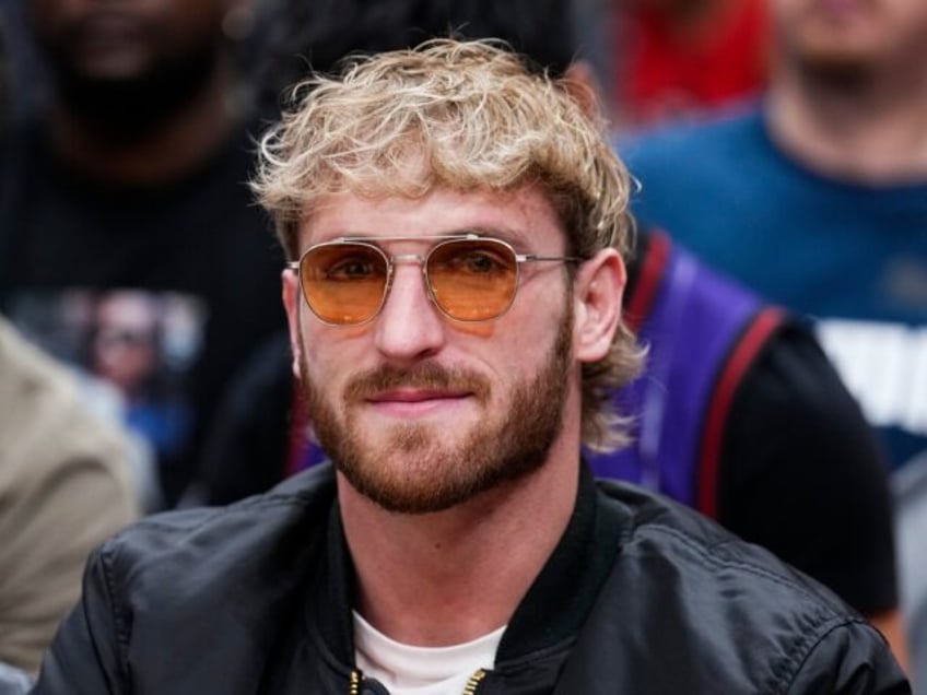 TORONTO, ON - OCTOBER 28: Logan Paul poses courtside during break in play between the Toronto Raptors and the Philadelphia 76ers in their basketball game at the Scotiabank Arena on October 28, 2023 in Toronto, Ontario, Canada. NOTE TO USER: User expressly acknowledges and agrees that, by downloading and/or using …