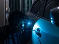London Couple Uses Apple AirTag to Find Stolen Jaguar After Police Fail to Take Action
