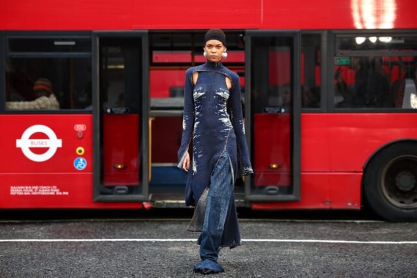 london fashion models tumble exposes reality of bus travel for women