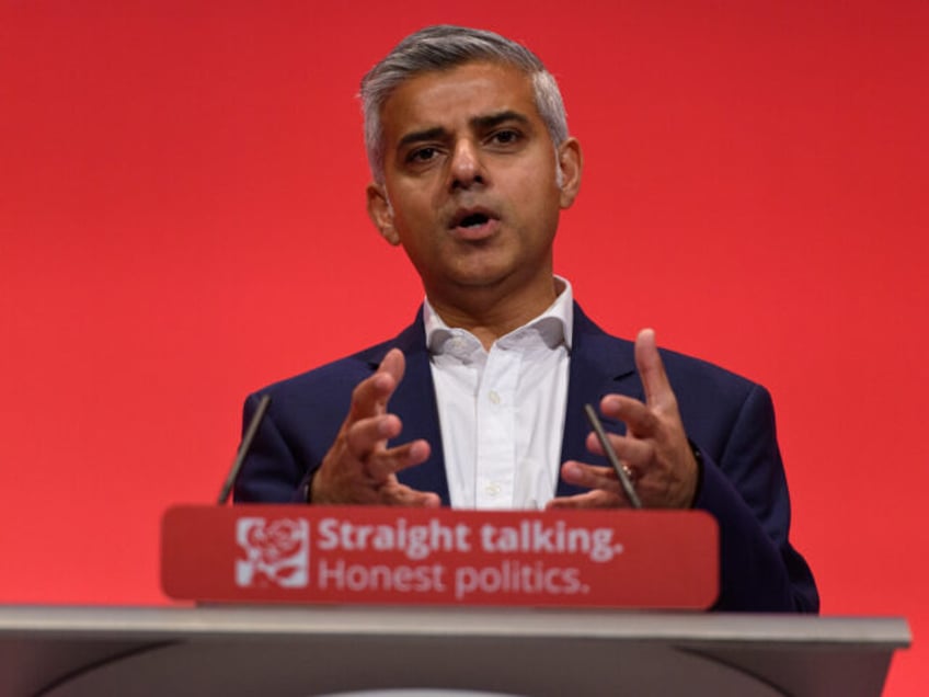 BRIGHTON, ENGLAND - SEPTEMBER 30: Sadiq Khan speaks to delegates during the final day of t