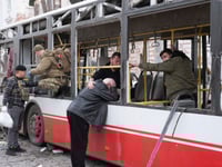 Long-range Russian attacks continue to kill Ukrainians amid ceasefire deadlock