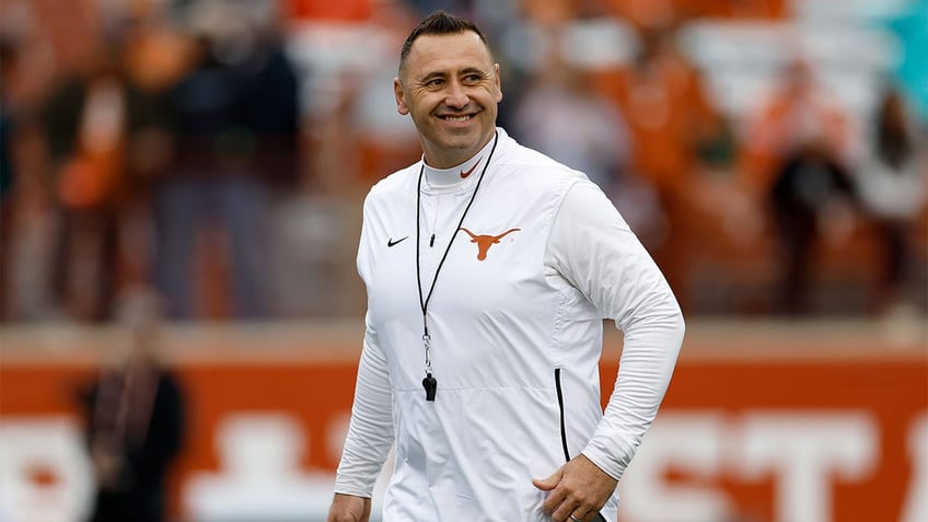 longhorns steve sarkisian responds to big 12 commissioners message for texas tech