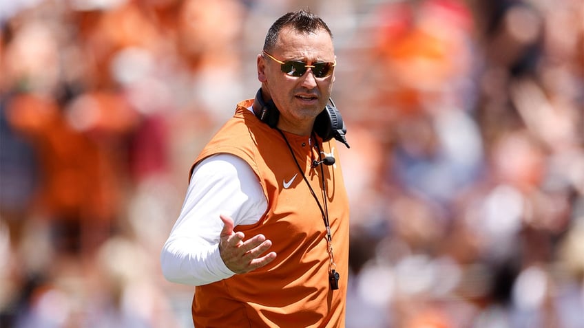 longhorns steve sarkisian responds to big 12 commissioners message for texas tech