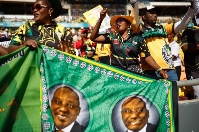 Many ANC supporters came to the final rally before next week's general election with portr