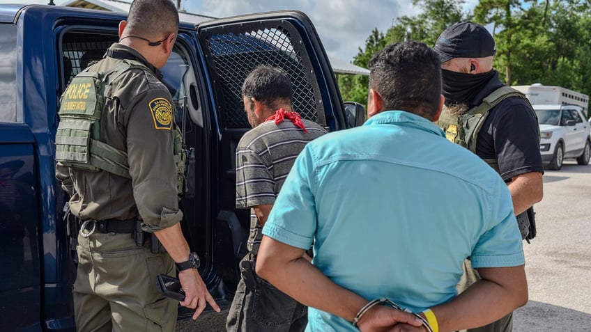 illegal migrants arrested by ICE