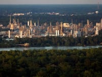 Louisiana stifles community air monitoring with threat of million-dollar fines, federal lawsuit says
