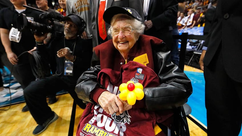 Sister Jean during the 2018 March Madness tournament