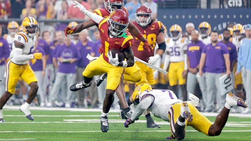 Harold Perkins Jr. misses a tackle