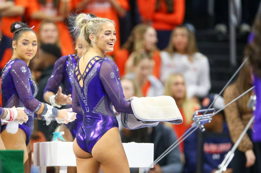 lsu gymnast olivia dunne admits she can no longer attend class in person for safety reasons