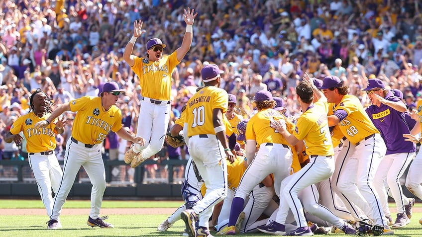 LSU Tigers celebrate NCAA title win