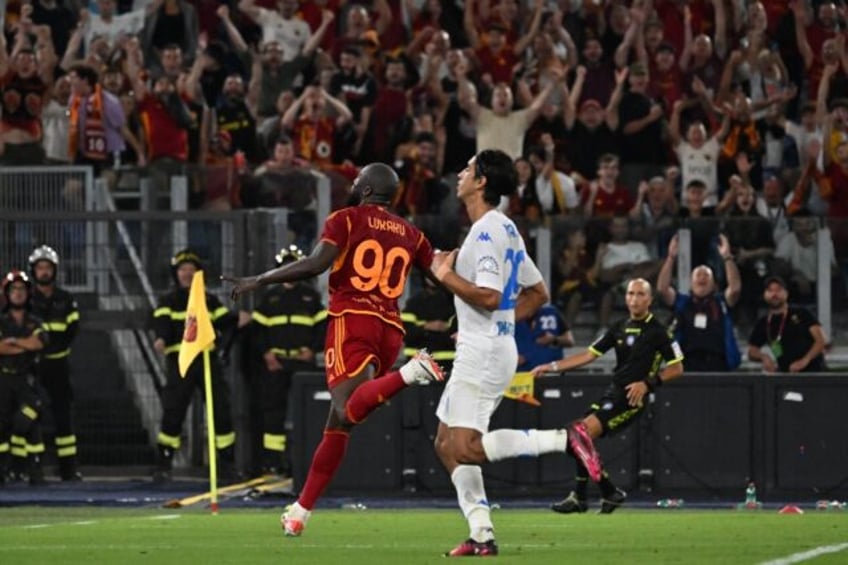 lukaku on target as roma smash seven past empoli