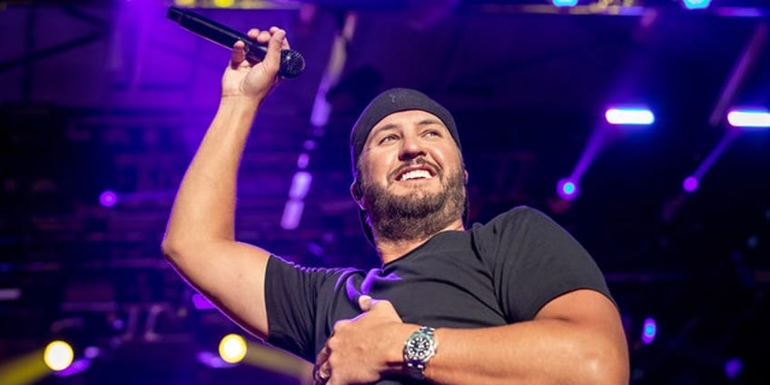 luke bryan jokes he lost a tremendous amount of money after canceling concerts