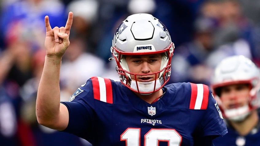 mac jones game winning drive leads patriots to shock bills with massive upset win