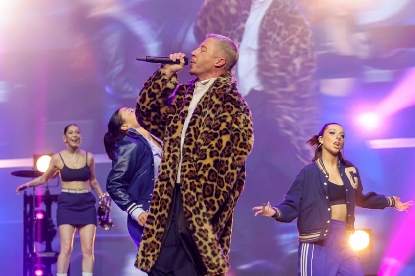 macklemore performs pro hamas anti biden song at new zealand concert