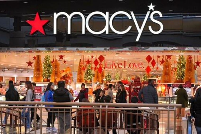 macys and kohls announce closures of 93 stores in total