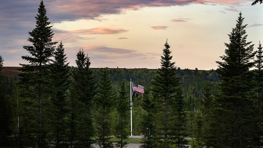 maine towns plan to erect worlds tallest flagpole delayed again