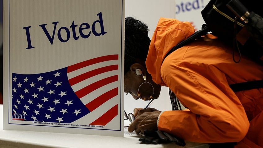 woman voting