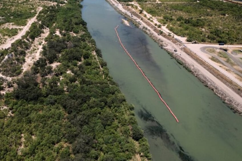 majority of texas buoys in rio grande on mexican side survey finds