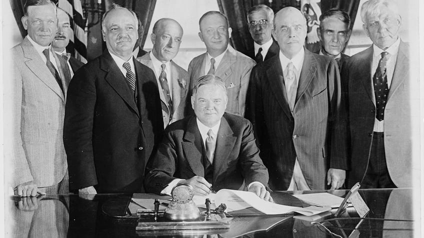 Herbert Hoover with congressional leaders