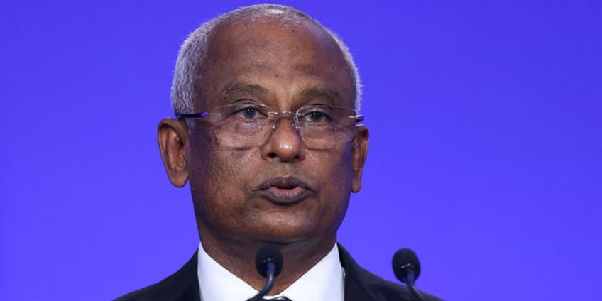 maldivian president solih set to face off against 7 other candidates in next months election